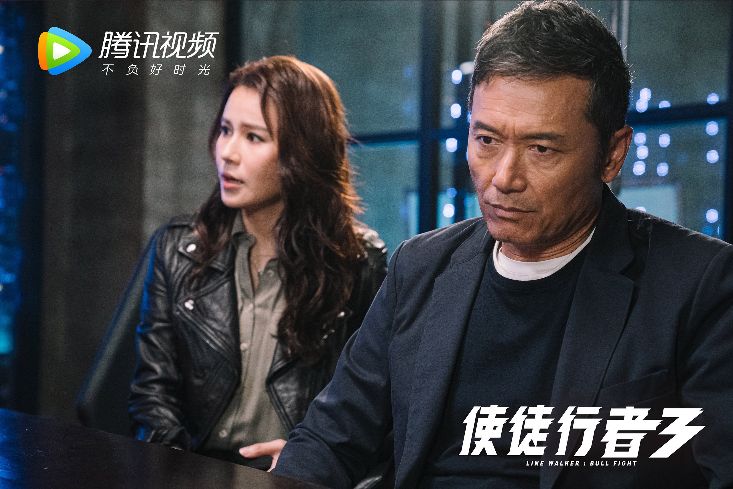 随机韩华冠军刘翔飞抵赛事现场，韩翔老师