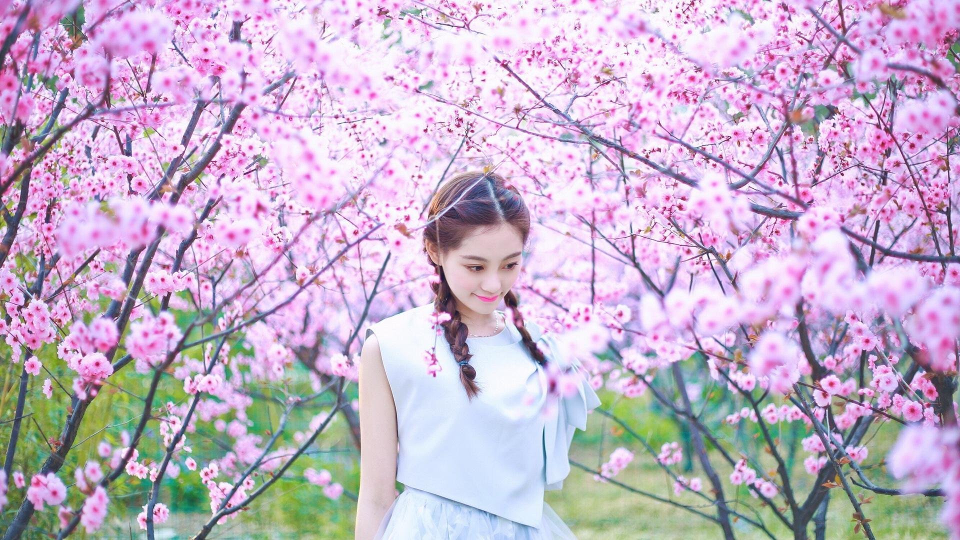 恩比德防守端封盖连连七六人建立领先,恩比德带伤出战