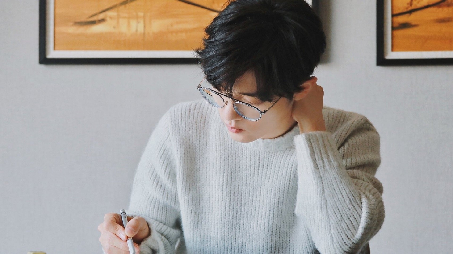 新签约球员赛场首秀表现稳健初步赢得球迷认可,nba新签球员多久可以被交易