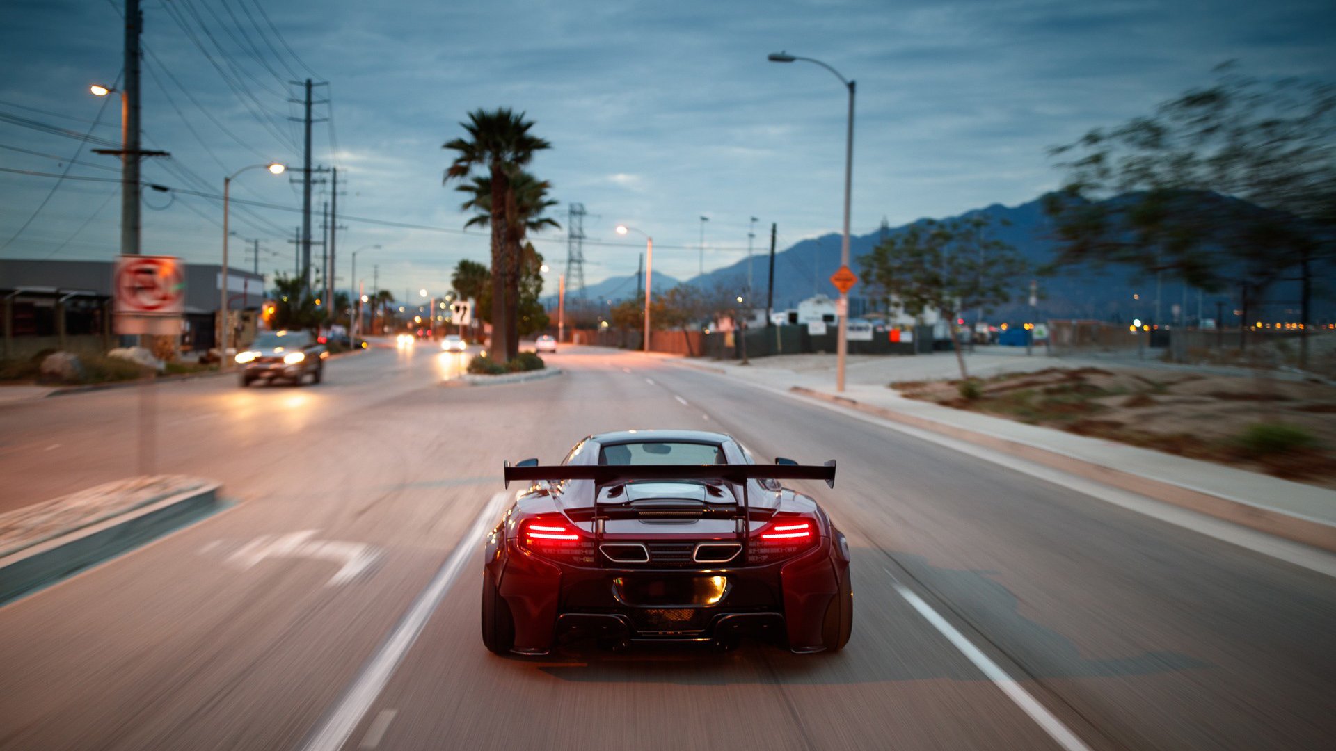 开云体育视频直播-蛙泳强项摩纳哥女队杀入决赛，摩西蛙泳视频